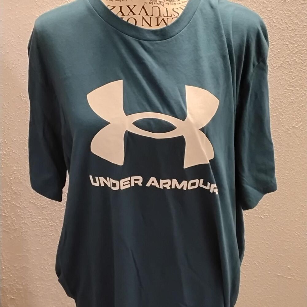 Under-armour Men's Blue T-shirt